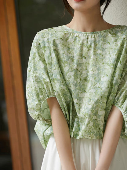 Beautifully Finished Blouse in a Timeless Design