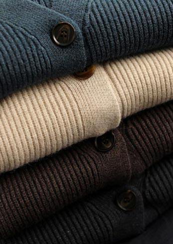 Beautifully Finished Pullover in a Timeless Design