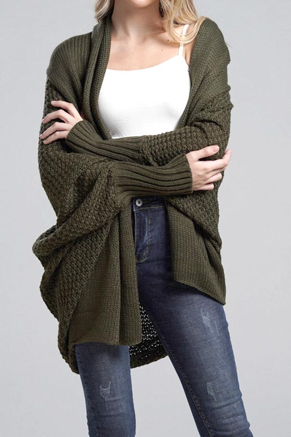 Effortlessly Elegant Cardigan with a Timeless Design