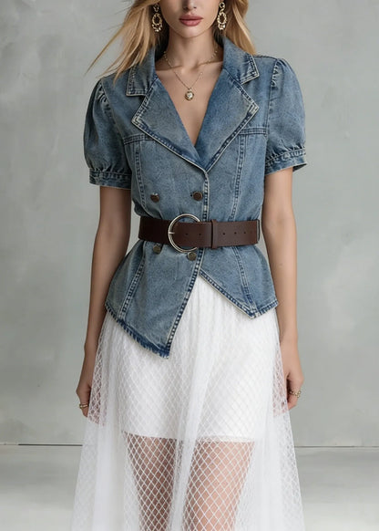 Classic Vintage Shirt with a Flattering Fit