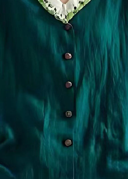 Beautifully Finished Top in a Timeless Design