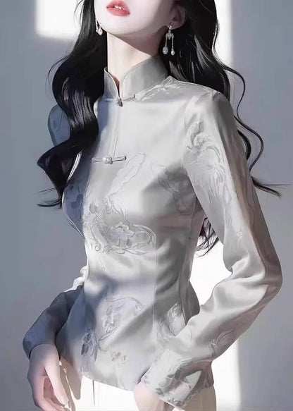 Classic Vintage Top with a Flattering Fit