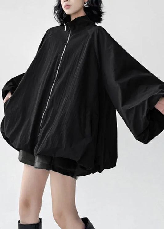 Elegantly Styled Coat for Everyday Wear