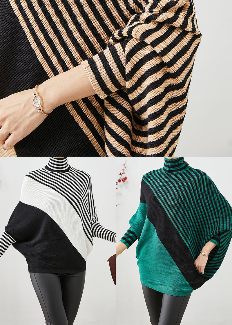 Classic Vintage Sweater with a Flattering Fit