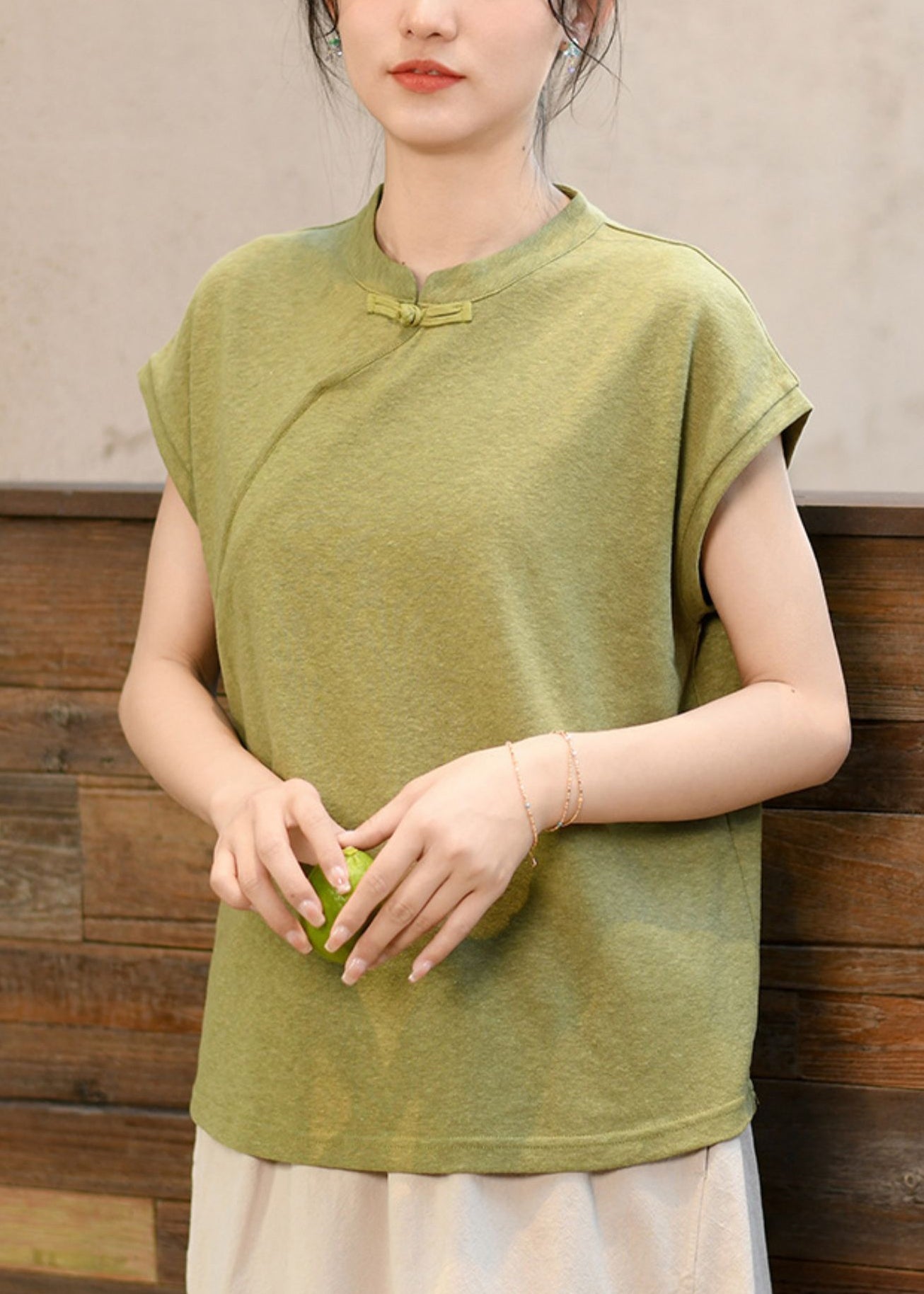 Sophisticated Shirt with a Clean Classic Look