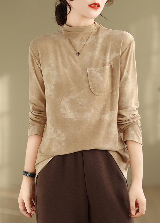 Classic Vintage Top with a Flattering Fit