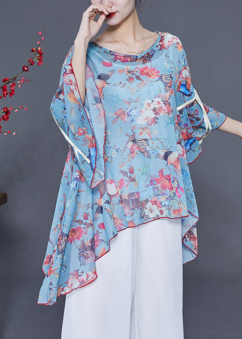 Well Tailored Top with a Graceful Silhouette