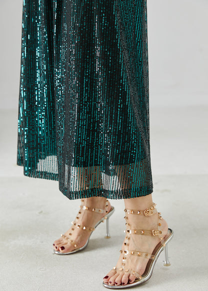 Well Tailored Garment with a Graceful Silhouette