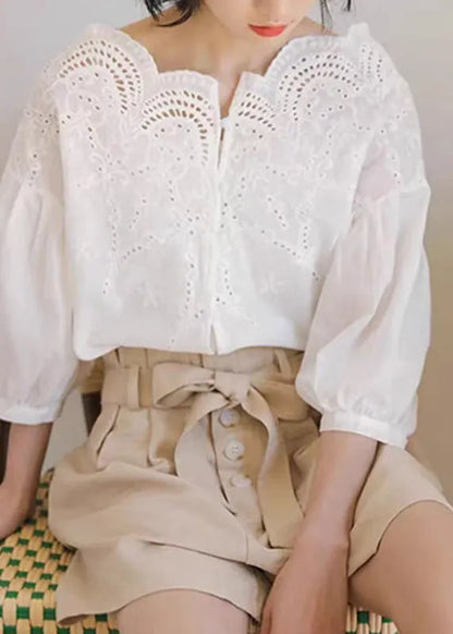 Classic Vintage Shirt with a Flattering Fit