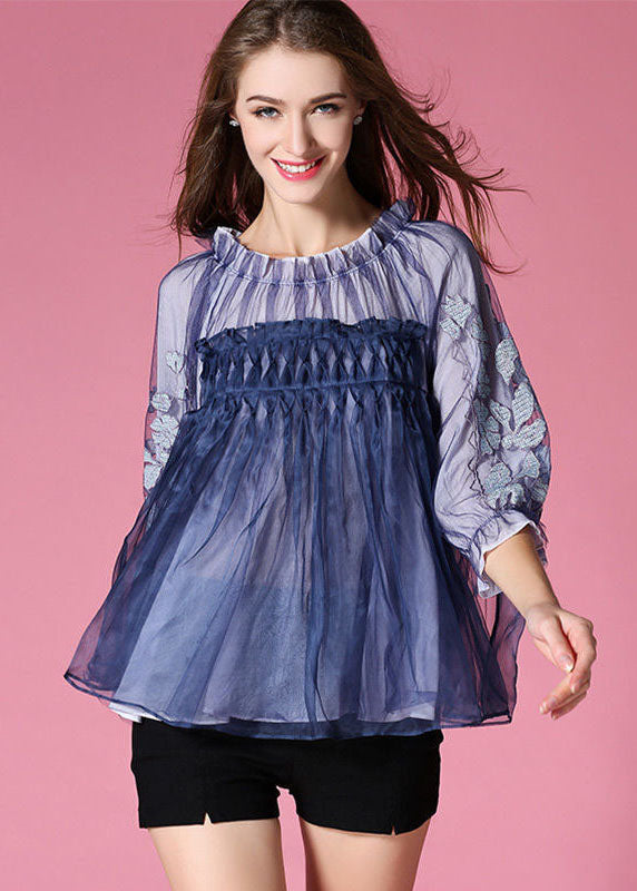 Sophisticated Blouse with a Clean Classic Look