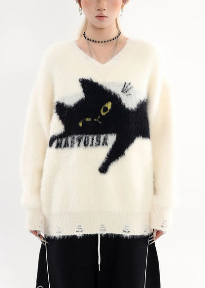 Beautifully Finished Sweater in a Timeless Design