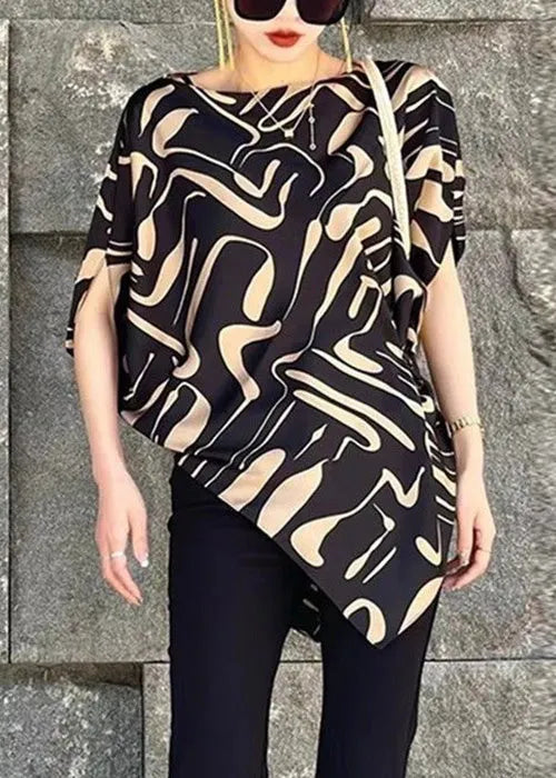 Sophisticated Blouse with a Clean Classic Look