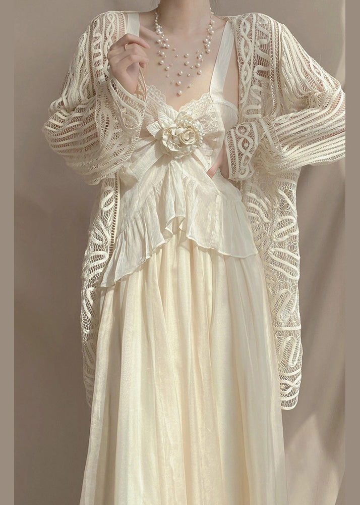Effortlessly Elegant Garment with a Timeless Design
