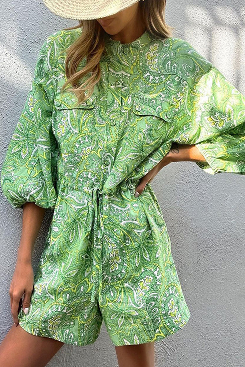 Sophisticated Garment with a Clean Classic Look
