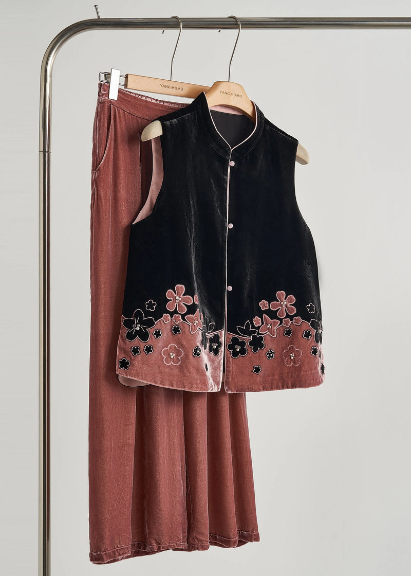 Classic Vintage & Enduringly Stylish Top