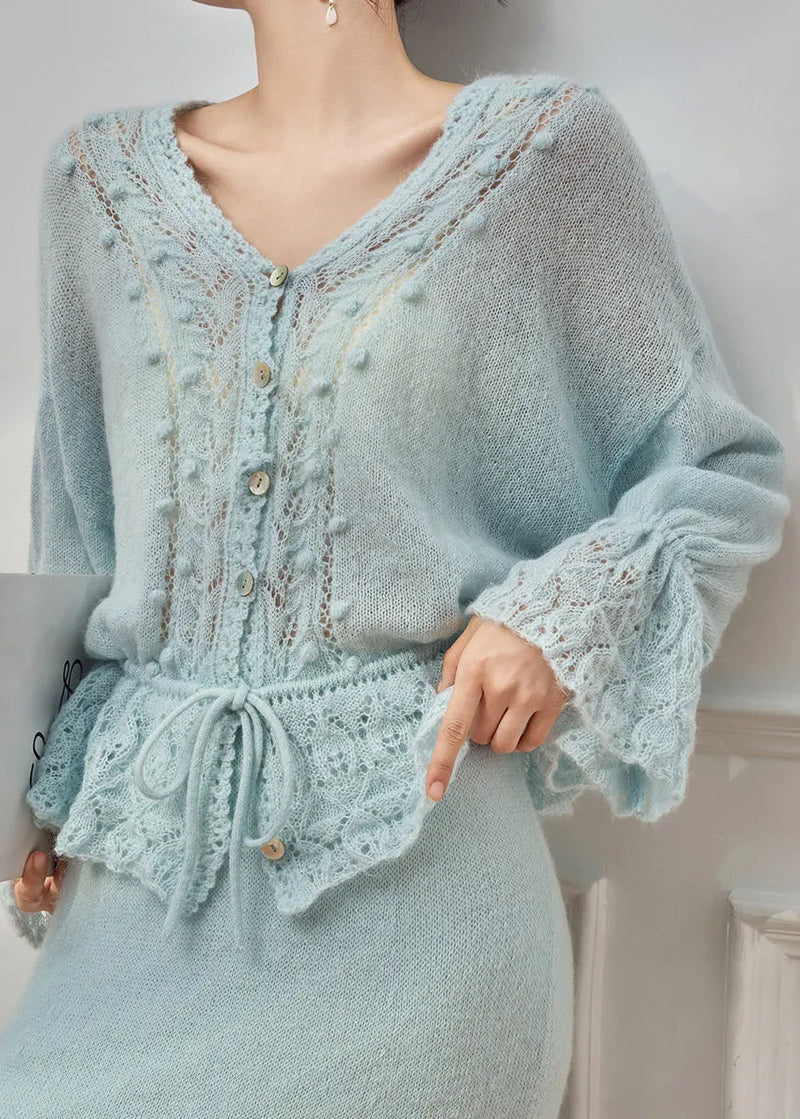 Effortlessly Elegant Sweater with a Timeless Design