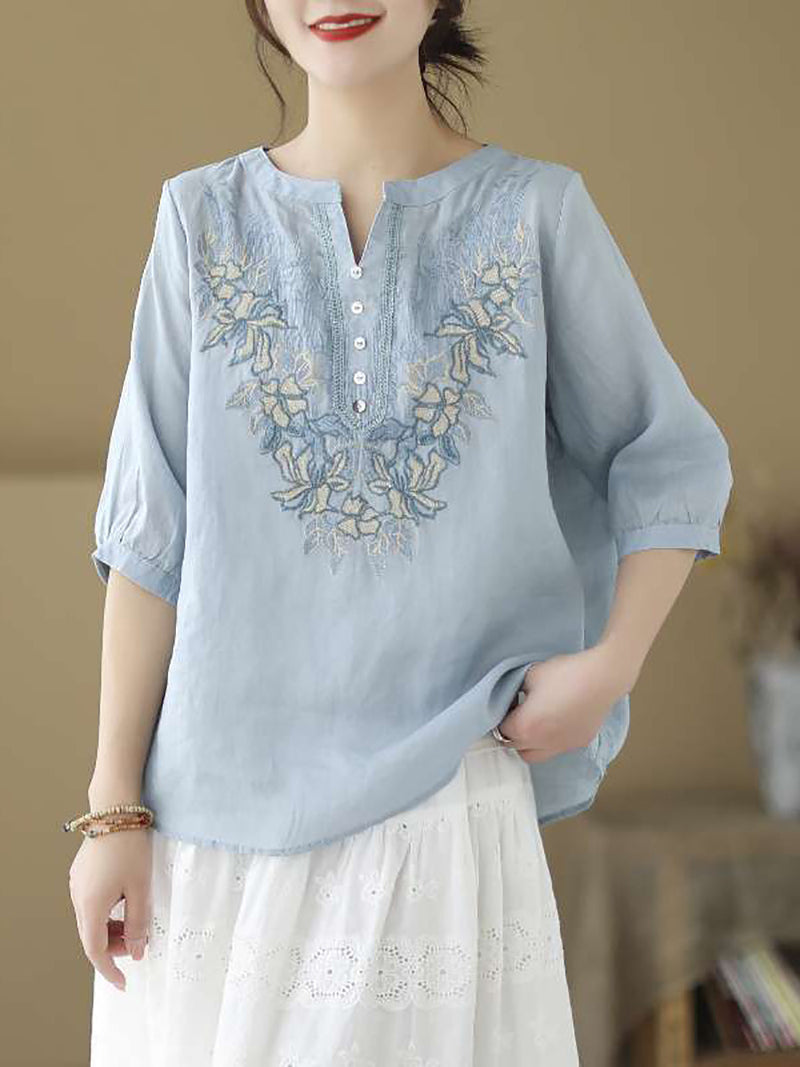 Beautifully Finished Shirt in a Timeless Design