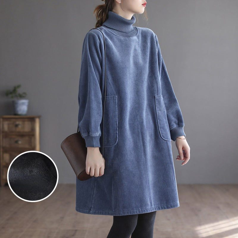 A Vintage Style Top with Delicate Timeless Details