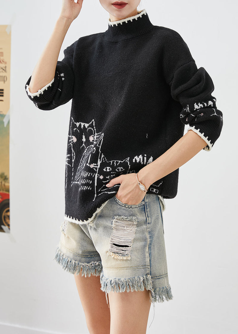 Classic Vintage Sweater with a Flattering Fit
