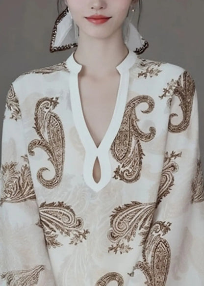 Classic Vintage Shirt with a Flattering Fit