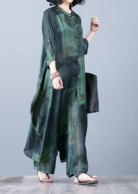Classic Vintage Pants with a Flattering Fit