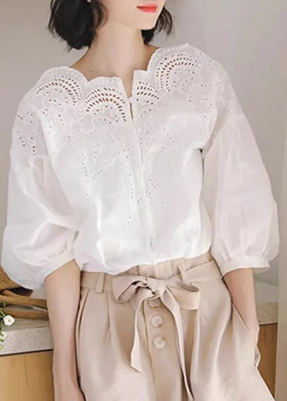 Classic Vintage Shirt with a Flattering Fit