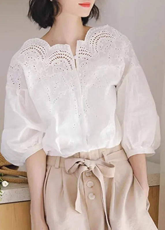 Classic Vintage Shirt with a Flattering Fit