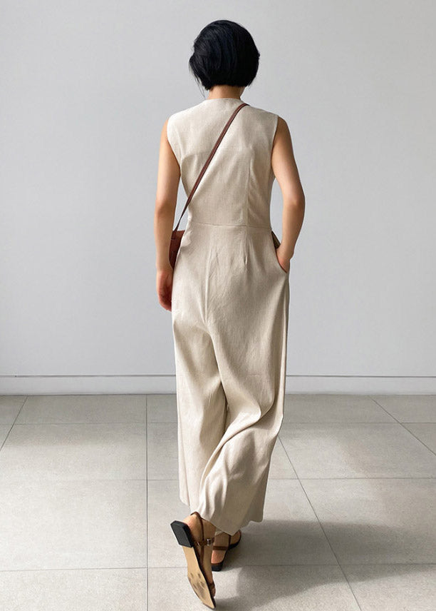 Effortlessly Elegant Pants with a Timeless Design