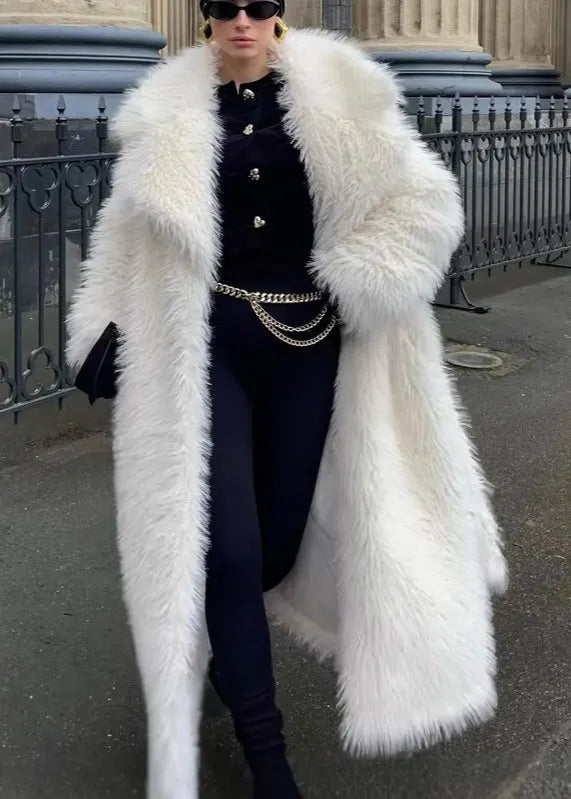 Sophisticated Coat with a Clean Classic Look