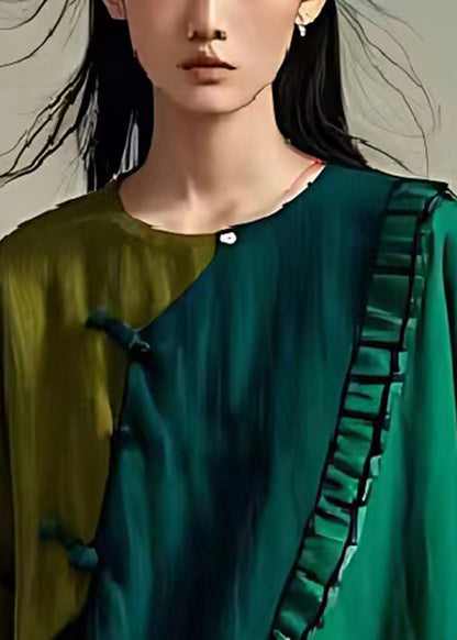 Beautifully Crafted Blouse in a Classic Style