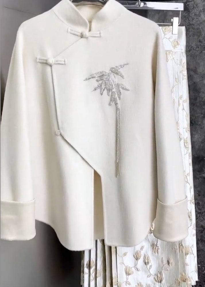 Effortlessly Elegant Shirt with a Timeless Design