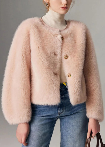 Gracefully Styled Coat for Any Occasion