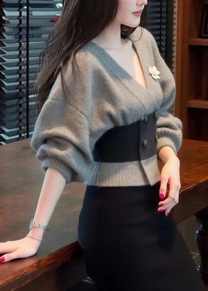 Well Tailored Coat with a Graceful Silhouette