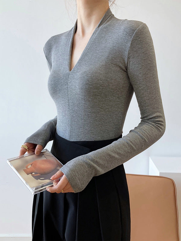 Well Tailored T-Shirt with a Graceful Silhouette