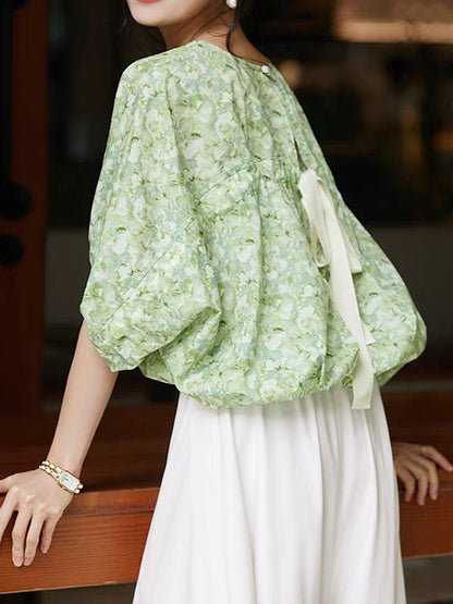 Beautifully Finished Blouse in a Timeless Design
