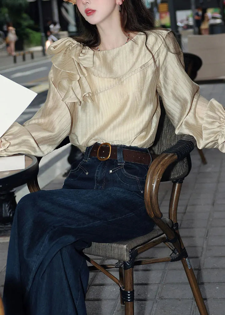 Beautifully Finished Blouse in a Timeless Design