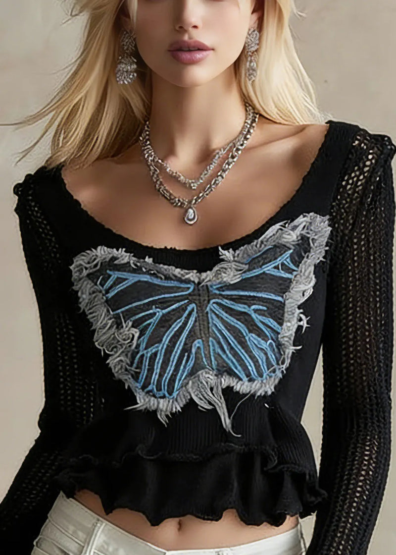 Beautifully Finished Sweater in a Timeless Design