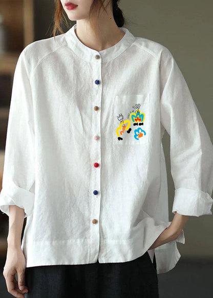Classic Vintage Blouse with a Flattering Fit