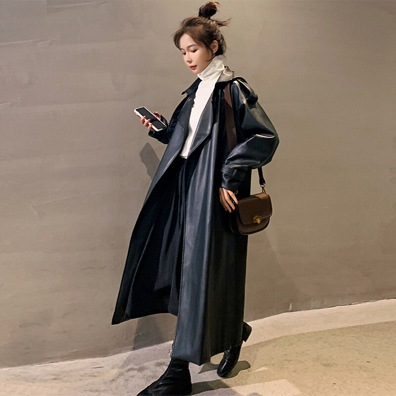 Classic Vintage Coat with a Flattering Fit