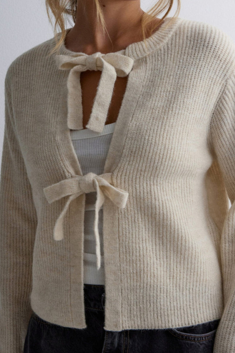 Elegantly Styled Cardigan for Everyday Wear