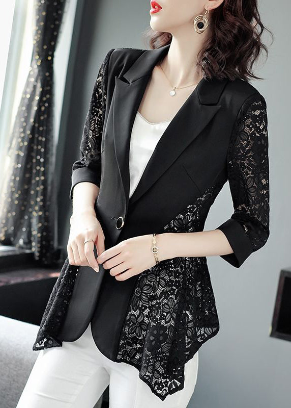 Elegantly Styled Coat for Everyday Wear