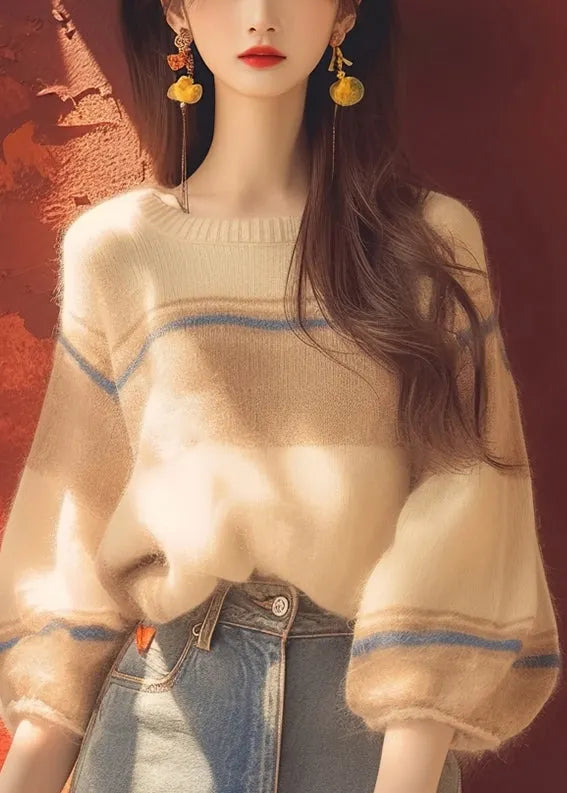 Classic Vintage Sweater with a Flattering Fit