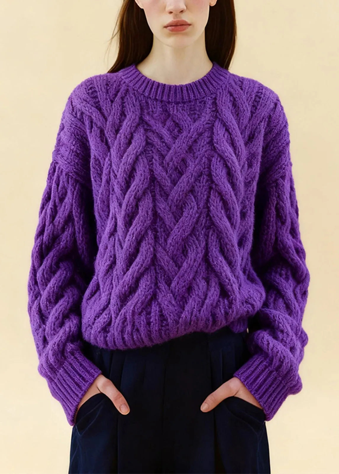 Well Tailored Sweater with a Graceful Silhouette
