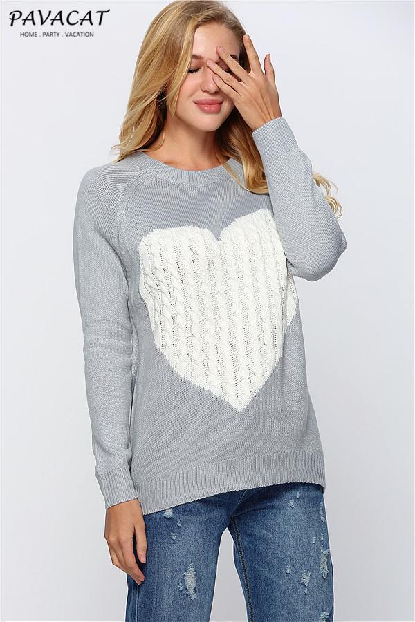Effortlessly Elegant Sweater with a Timeless Design
