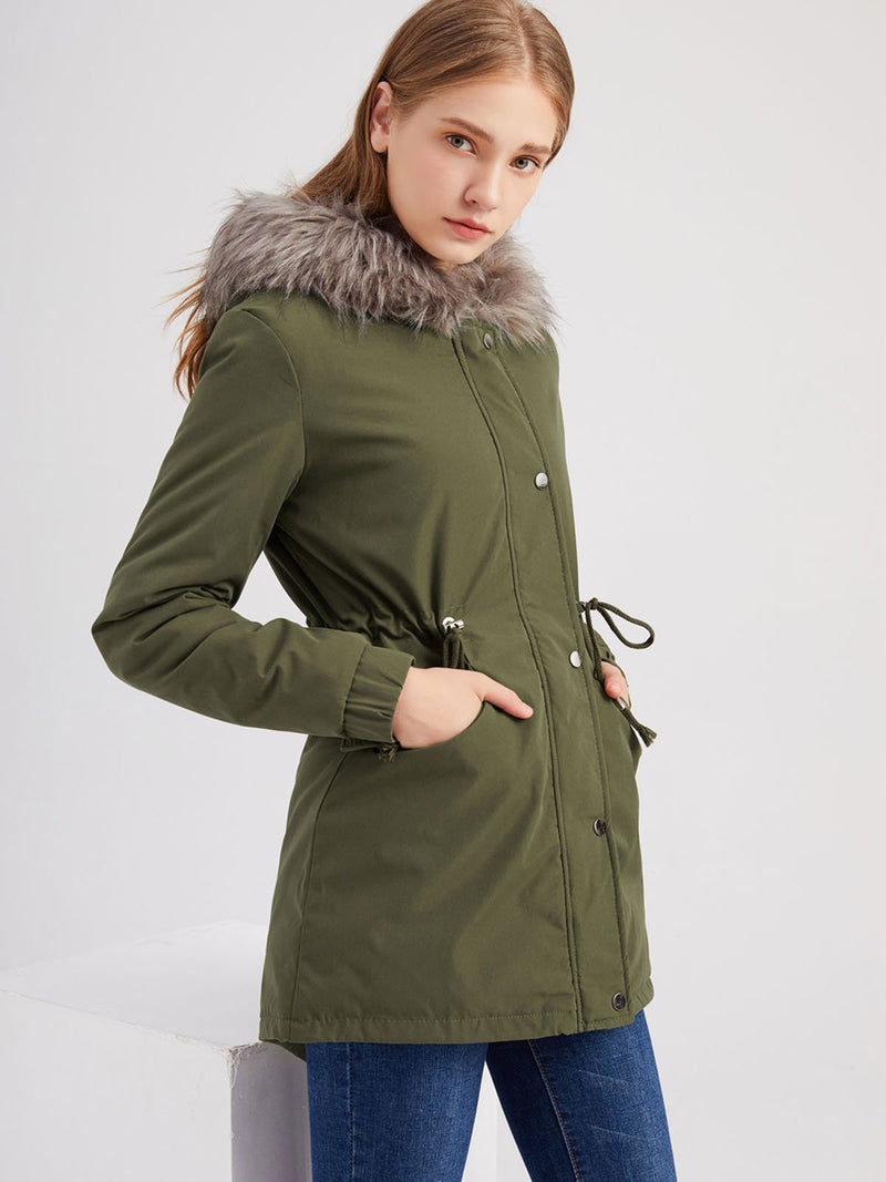 Effortlessly Elegant Coat with a Timeless Design