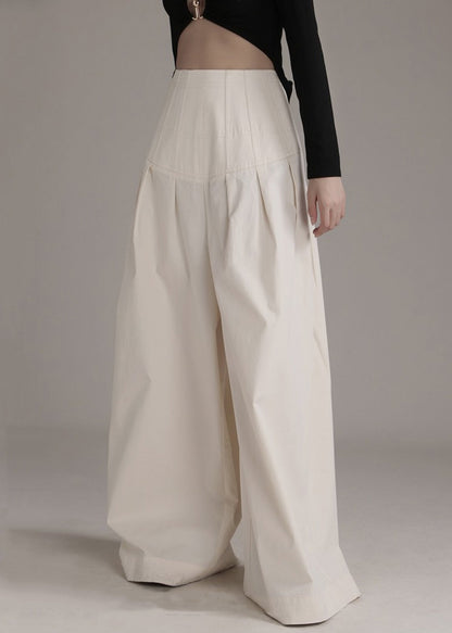 Polished Pants with an Effortless Classic Look