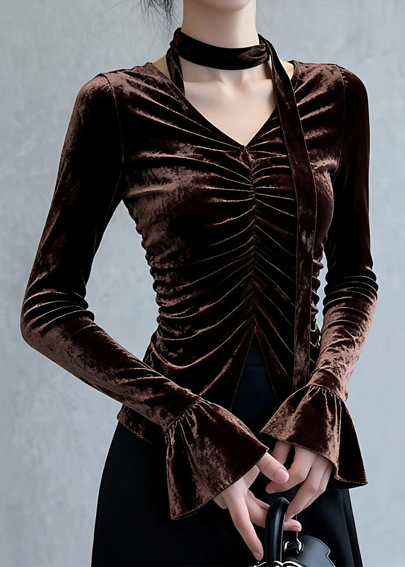 Beautifully Finished Top in a Timeless Design