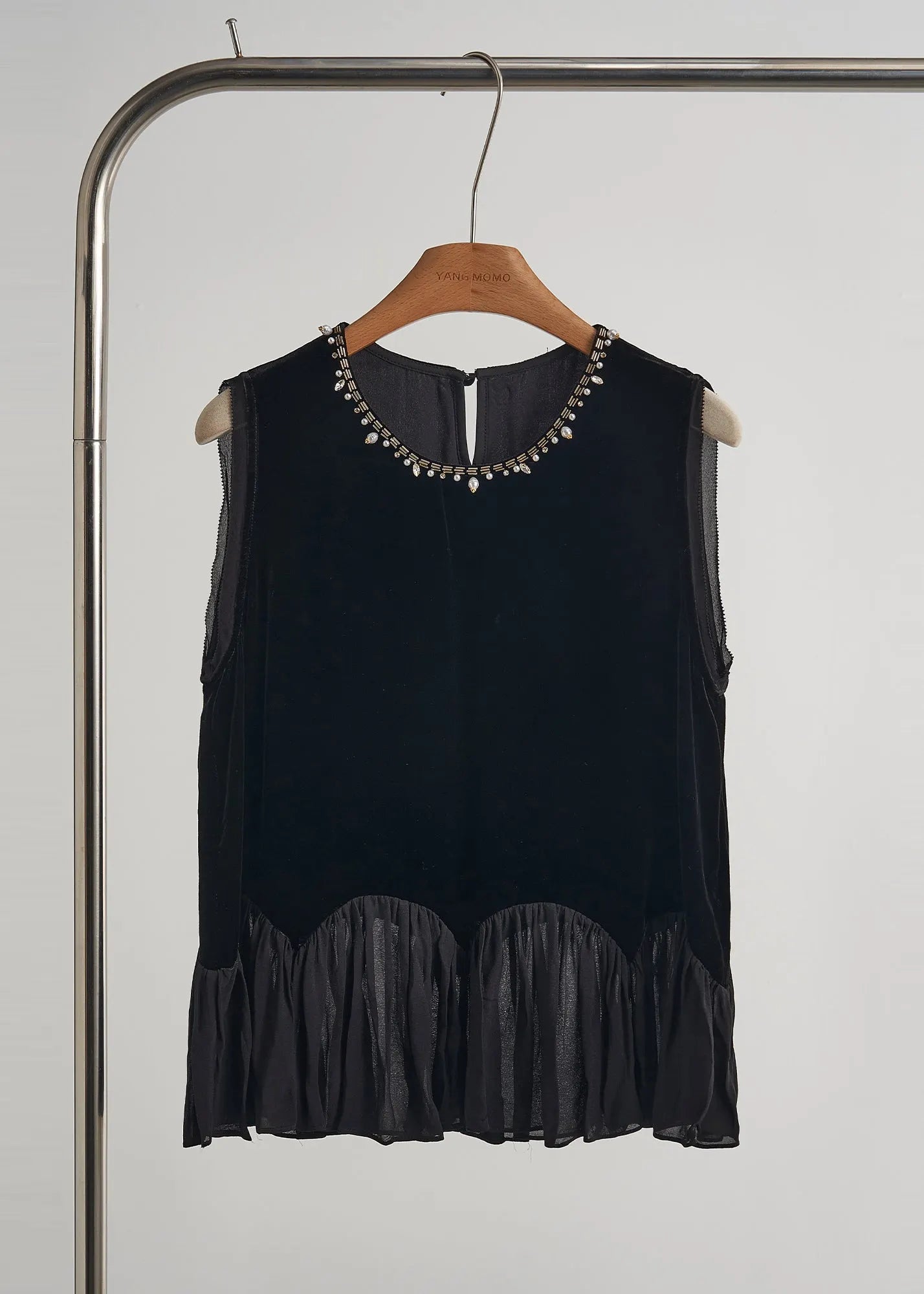 Classic Vintage & Enduringly Stylish Garment