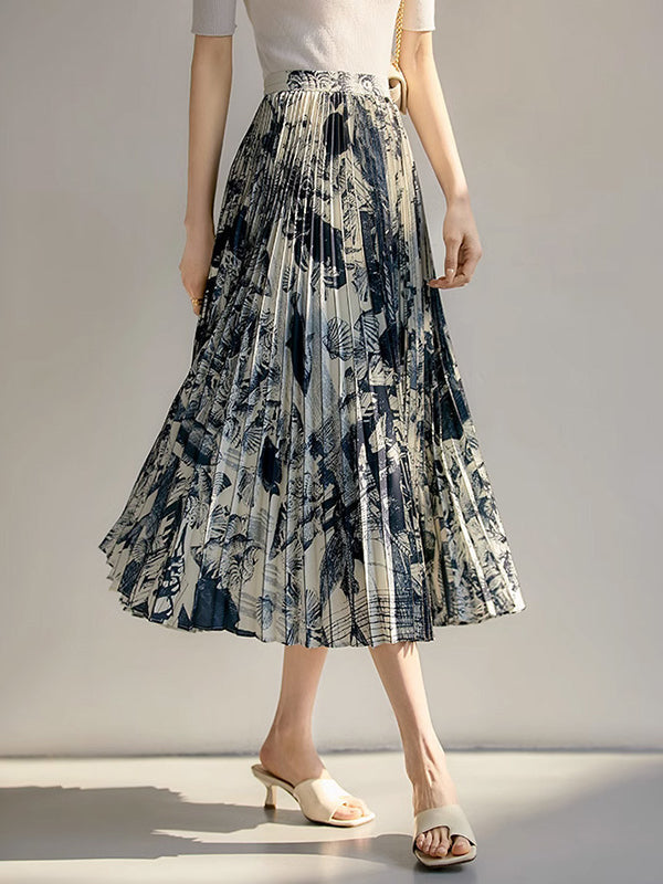 Sophisticated Garment with a Clean Classic Look