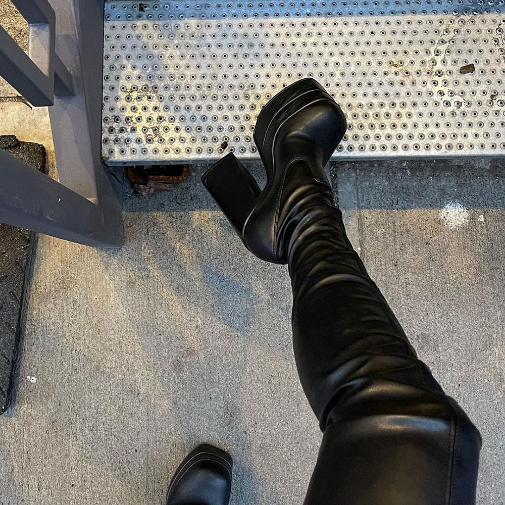 Stylish Orthopedic Boots with a Modern Look